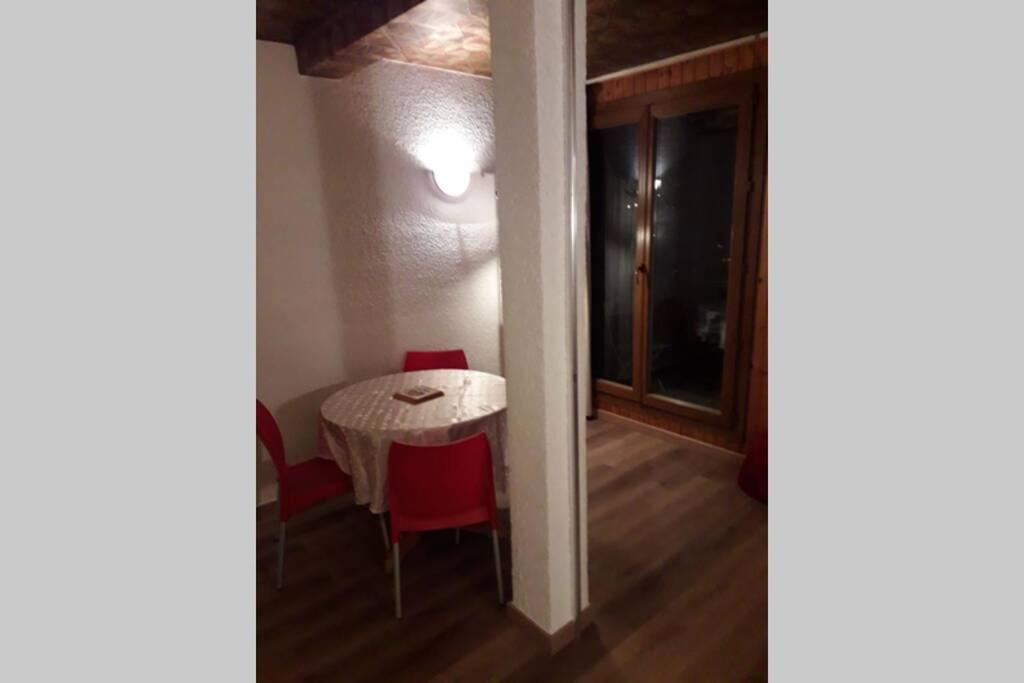 Font-Romeu-Odeillo-Via Studio Tout Equipe Avec Balcon Et Vue Exceptionnelle Residence Las Carols المظهر الخارجي الصورة