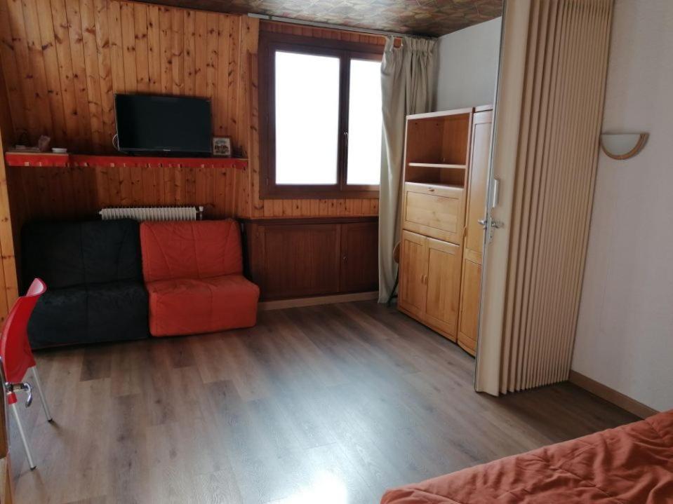 Font-Romeu-Odeillo-Via Studio Tout Equipe Avec Balcon Et Vue Exceptionnelle Residence Las Carols المظهر الخارجي الصورة