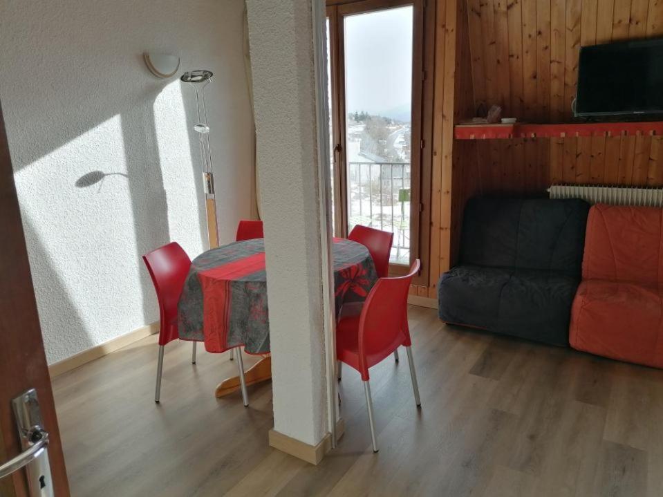 Font-Romeu-Odeillo-Via Studio Tout Equipe Avec Balcon Et Vue Exceptionnelle Residence Las Carols المظهر الخارجي الصورة